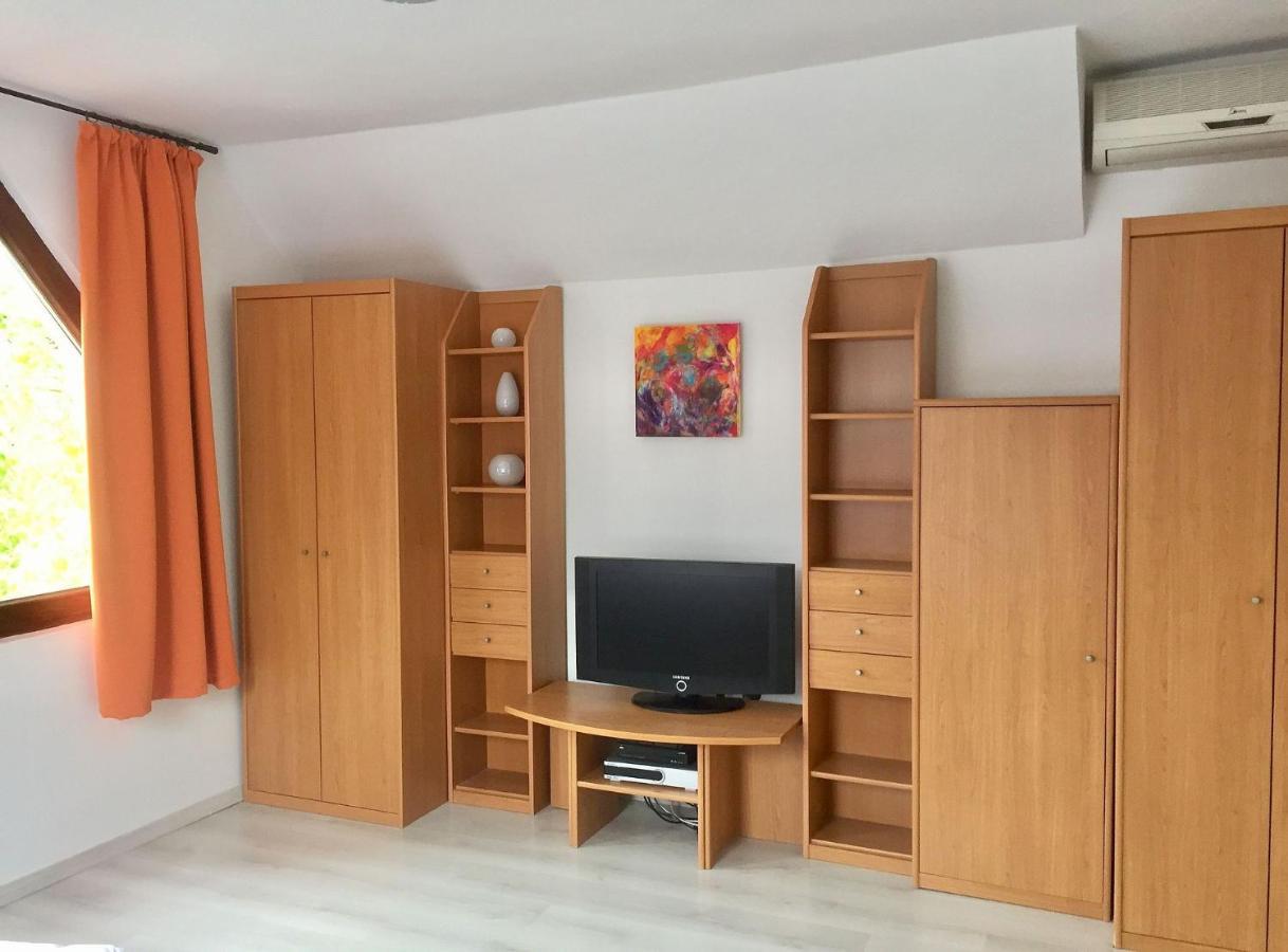 Flair Apartmanhaz 埃格尔 外观 照片