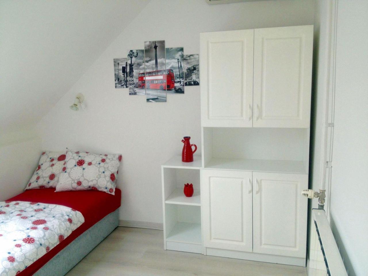 Flair Apartmanhaz 埃格尔 外观 照片